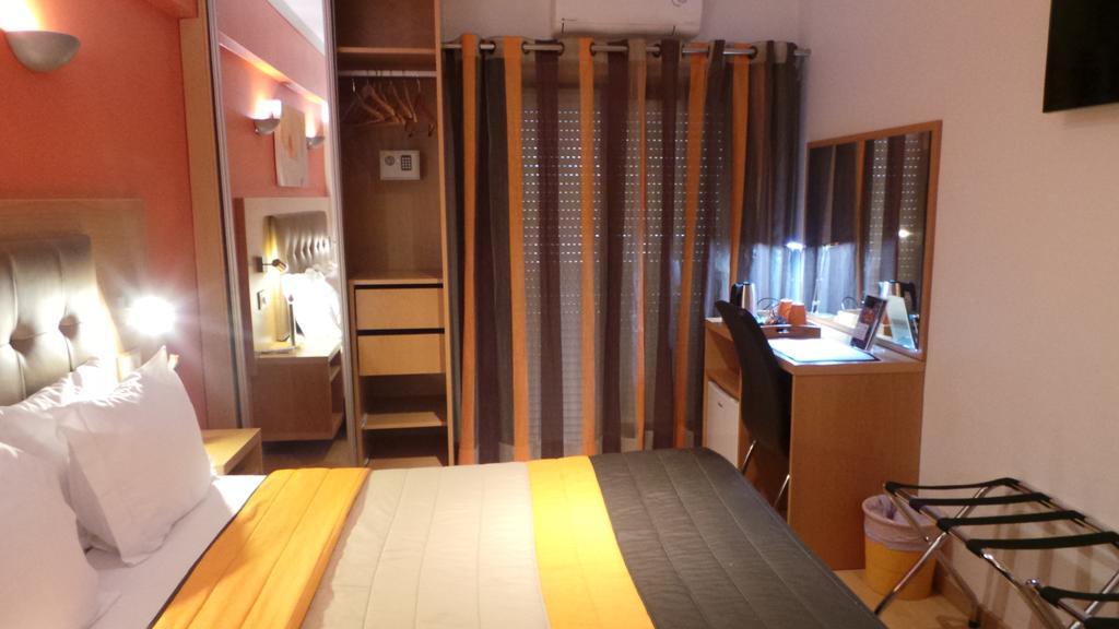 Dom Joao Glamour Hotel Lisbon Exterior photo