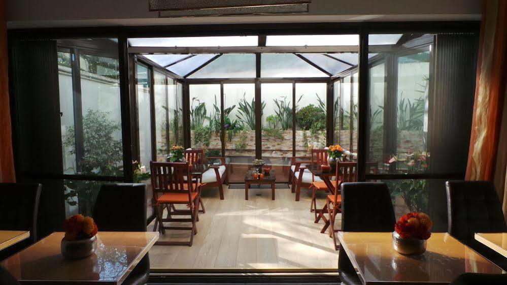 Dom Joao Glamour Hotel Lisbon Exterior photo