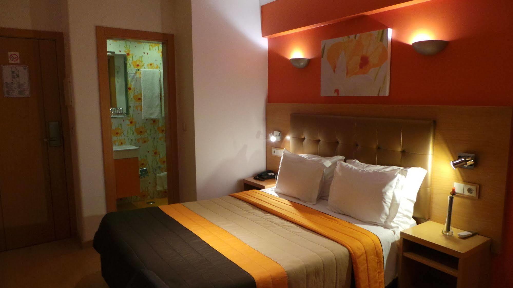 Dom Joao Glamour Hotel Lisbon Exterior photo