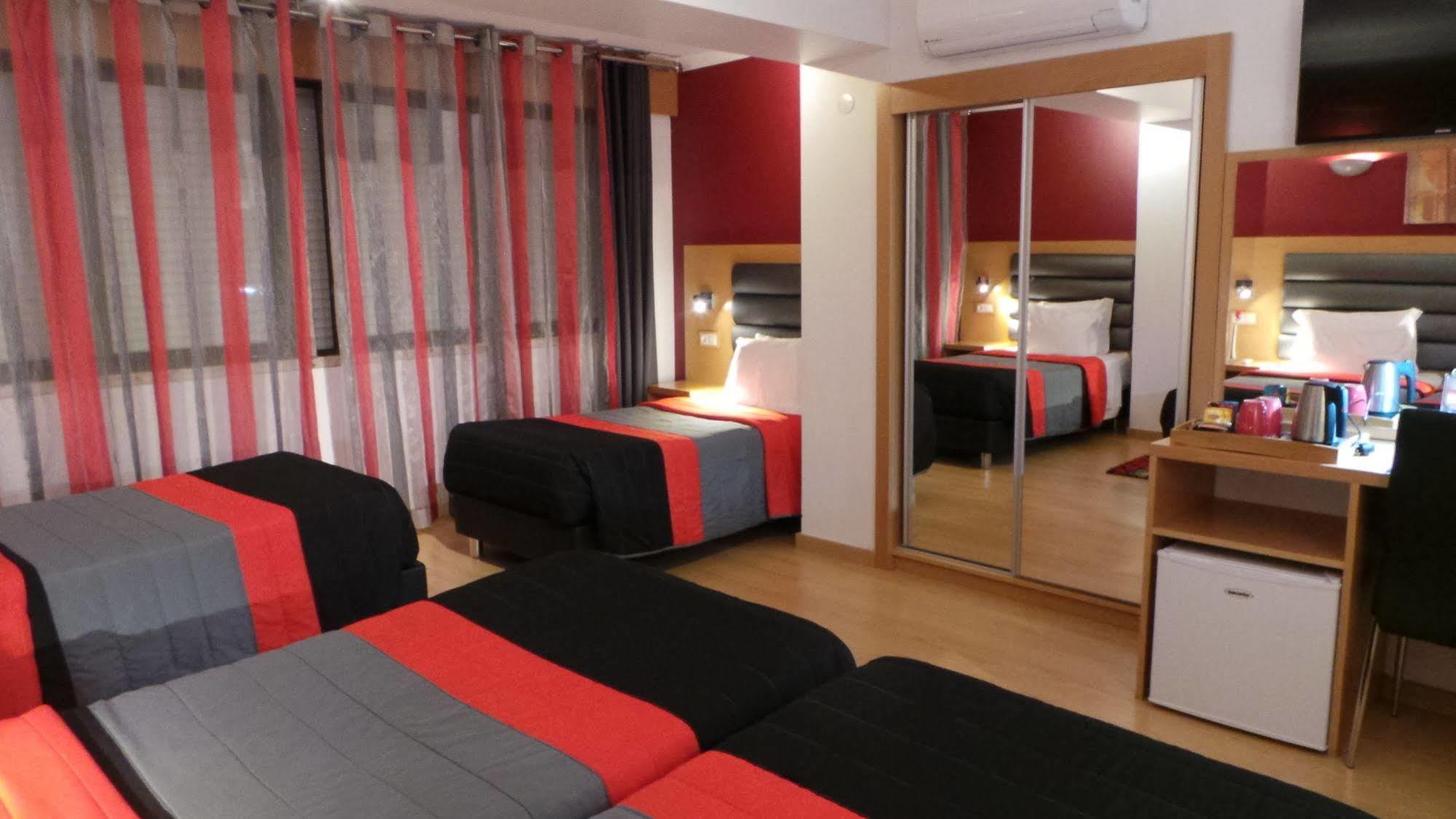 Dom Joao Glamour Hotel Lisbon Exterior photo