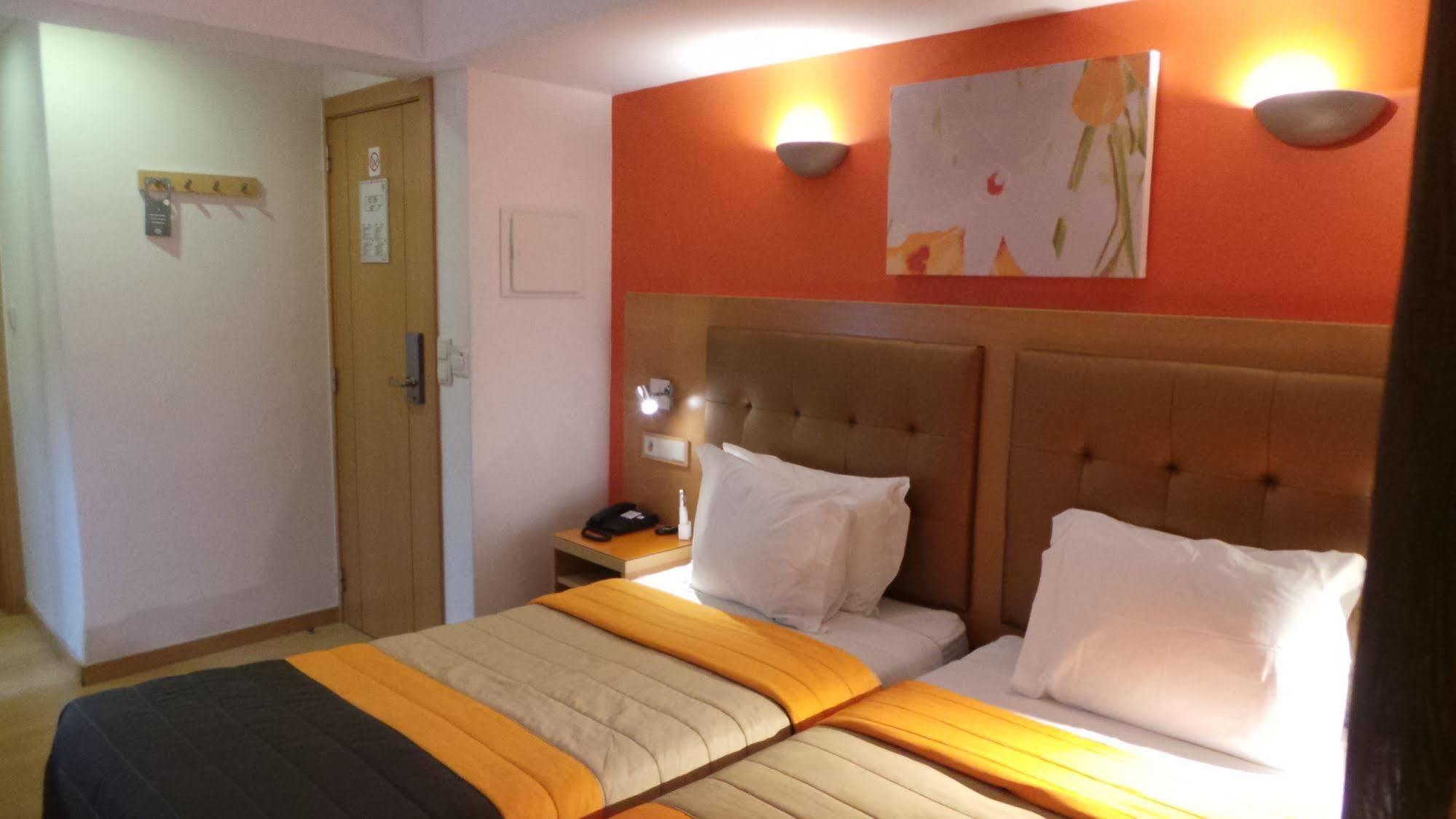 Dom Joao Glamour Hotel Lisbon Exterior photo