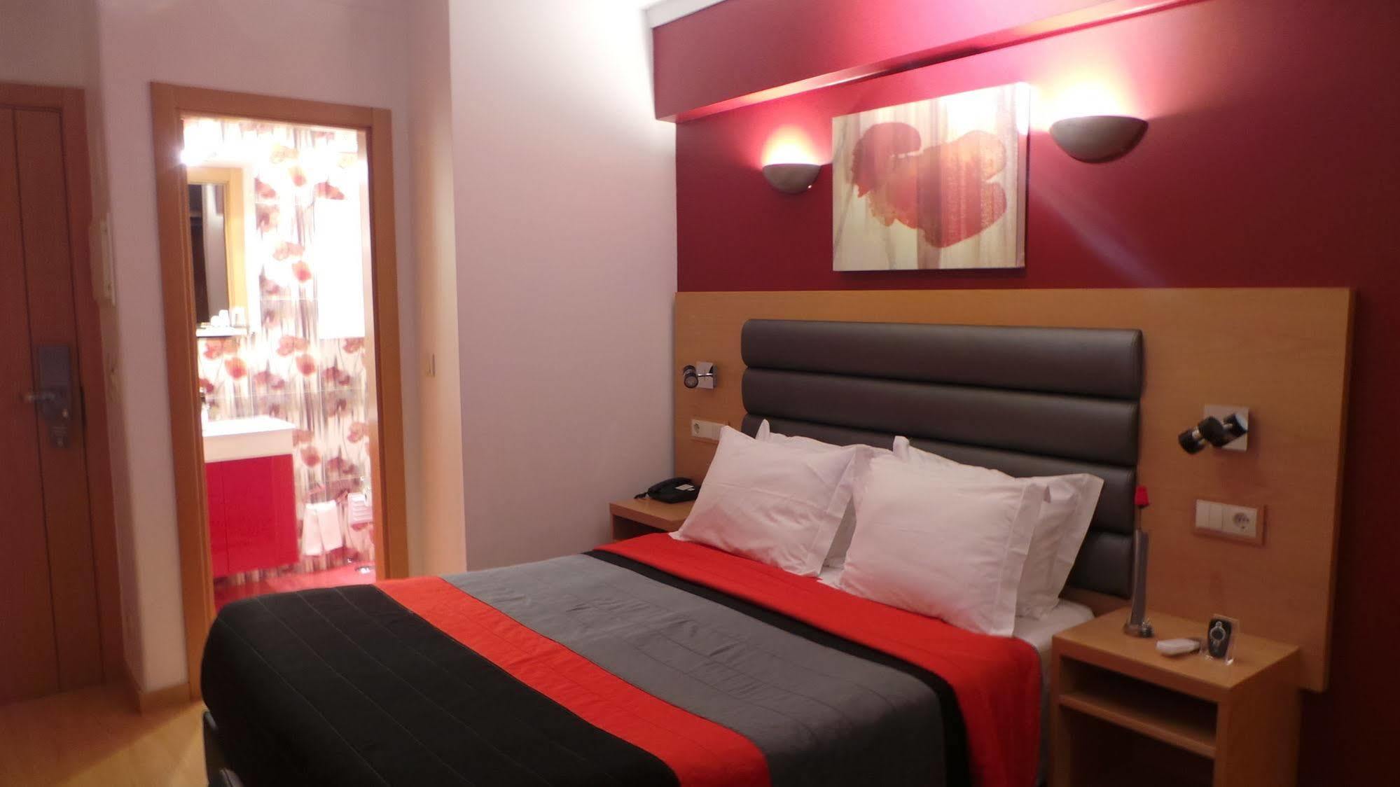 Dom Joao Glamour Hotel Lisbon Exterior photo